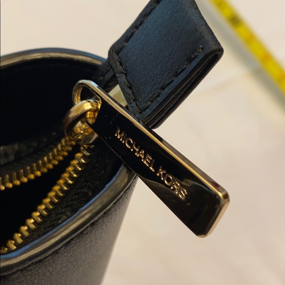 Michael Kors Black Leather medium tote - Picture 5 of 6